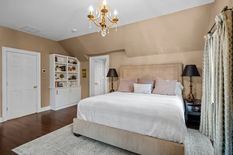 $2,895,000 | 865 Church Street, Lake Forest, IL 60045