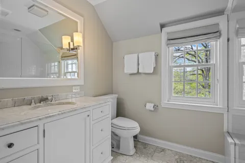 $2,895,000 | 865 Church Street, Lake Forest, IL 60045