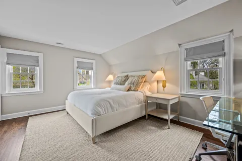$2,895,000 | 865 Church Street, Lake Forest, IL 60045