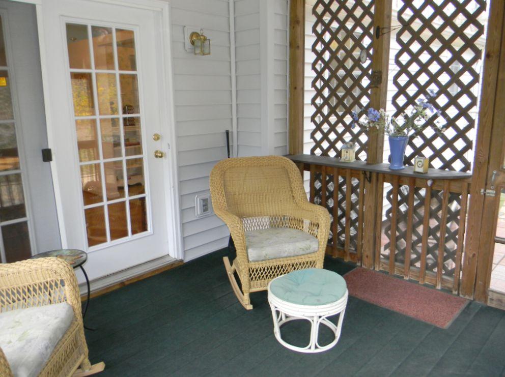 3116 McVitty Road Roanoke, VA 24018 - Photo 13 of 36 Screened Porch
