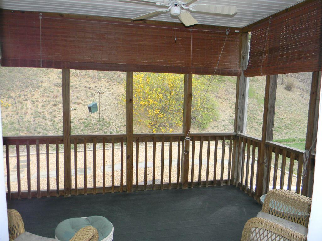 3116 McVitty Road Roanoke, VA 24018 - Photo 15 of 36 Screened Porch