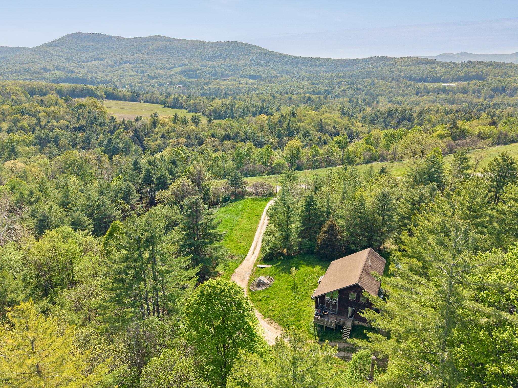 920 Quarterline Road Clarendon, VT 05777 - Photo 17 of 24 Gallery Image 17