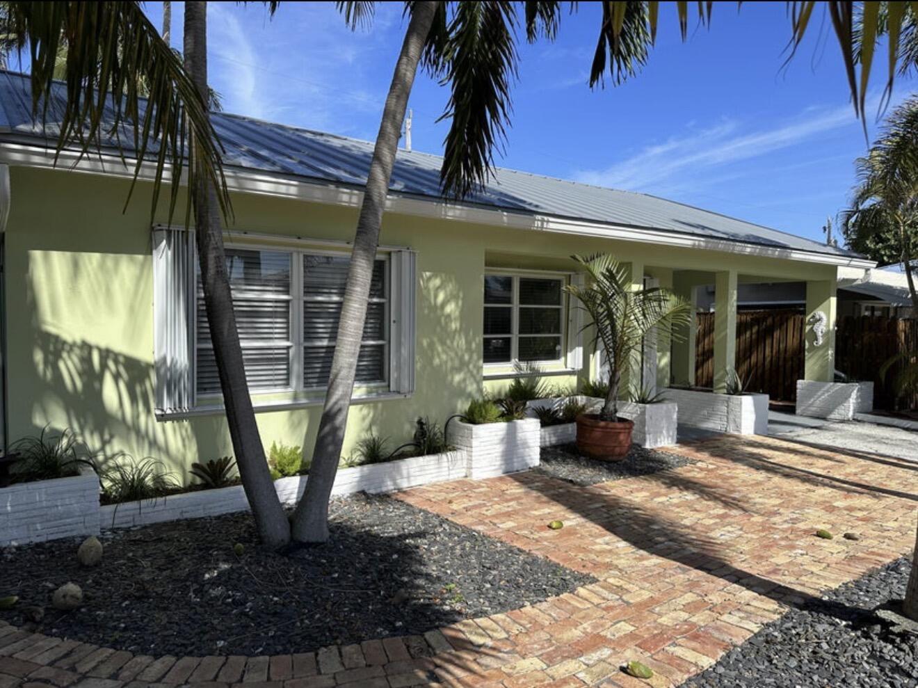 49 Douglas Drive Ocean Ridge, FL 33435 - Photo 6 of 65 IMG_2521 2