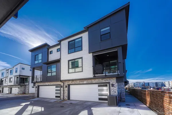 $499,900 | 2022 South Holly Street, Unit 4, Denver, CO 80224