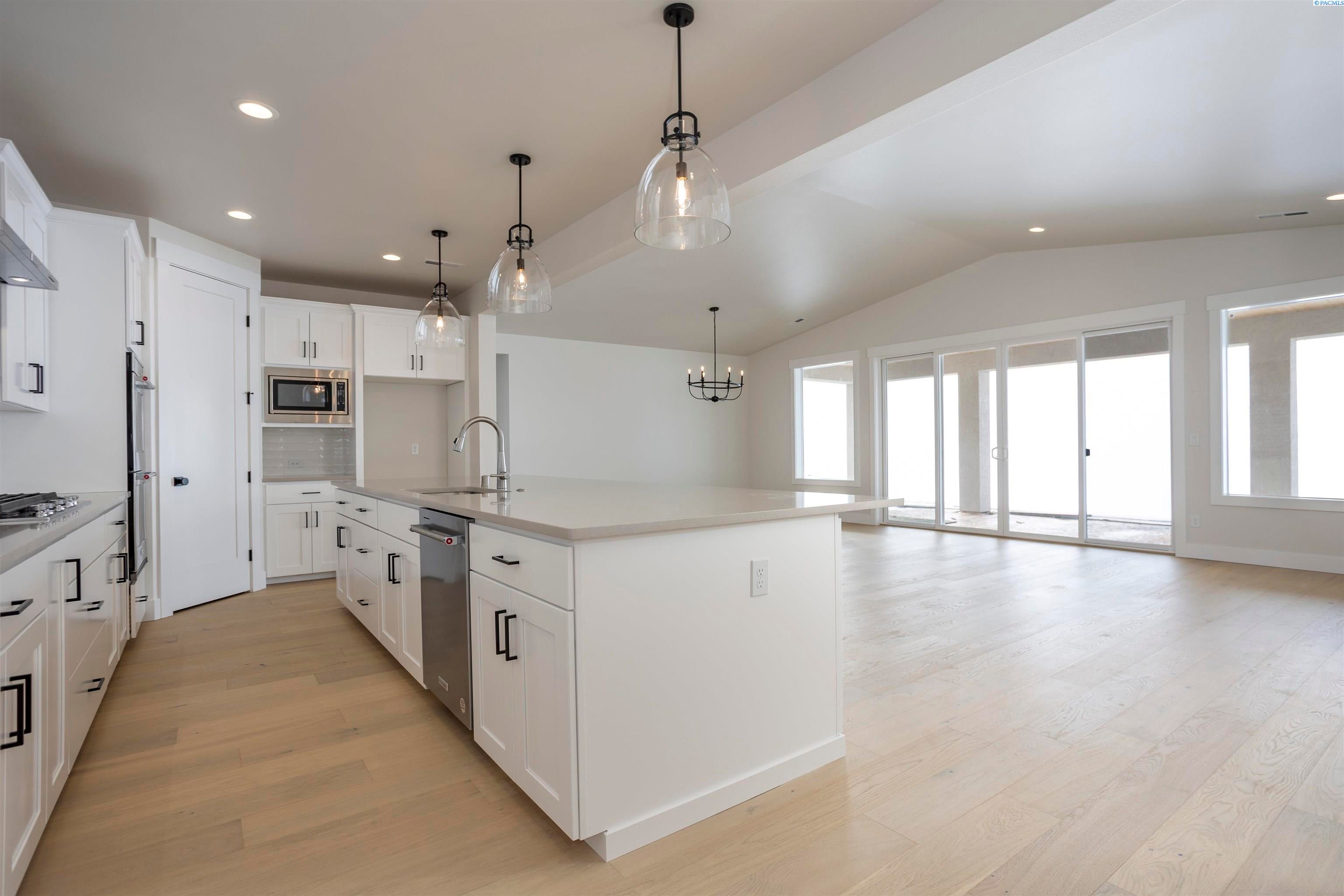 4840 South Reed Street Kennewick, WA 99337 - Photo 9 of 24 Gallery Image 9