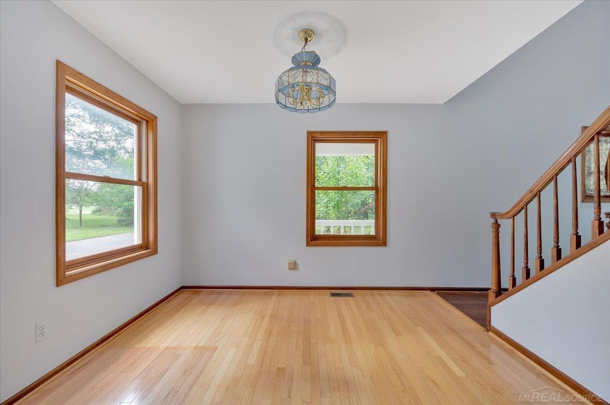 3052 Thomas Road Oxford, MI 48371 - Photo 10 of 24 50150845-411a5bb4-9e6b-480d-90f5-334945bc07b5.JPG