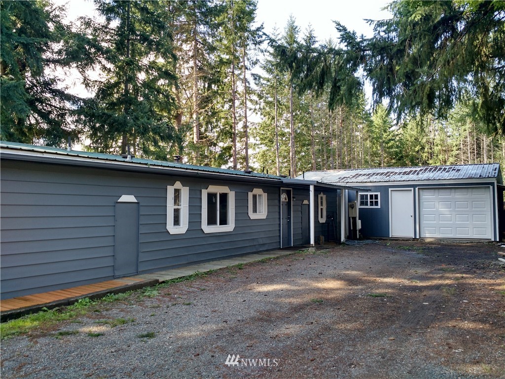 150 Nix Road Chehalis, WA 98532 - Photo 3 of 13 a front view of a house with a yard