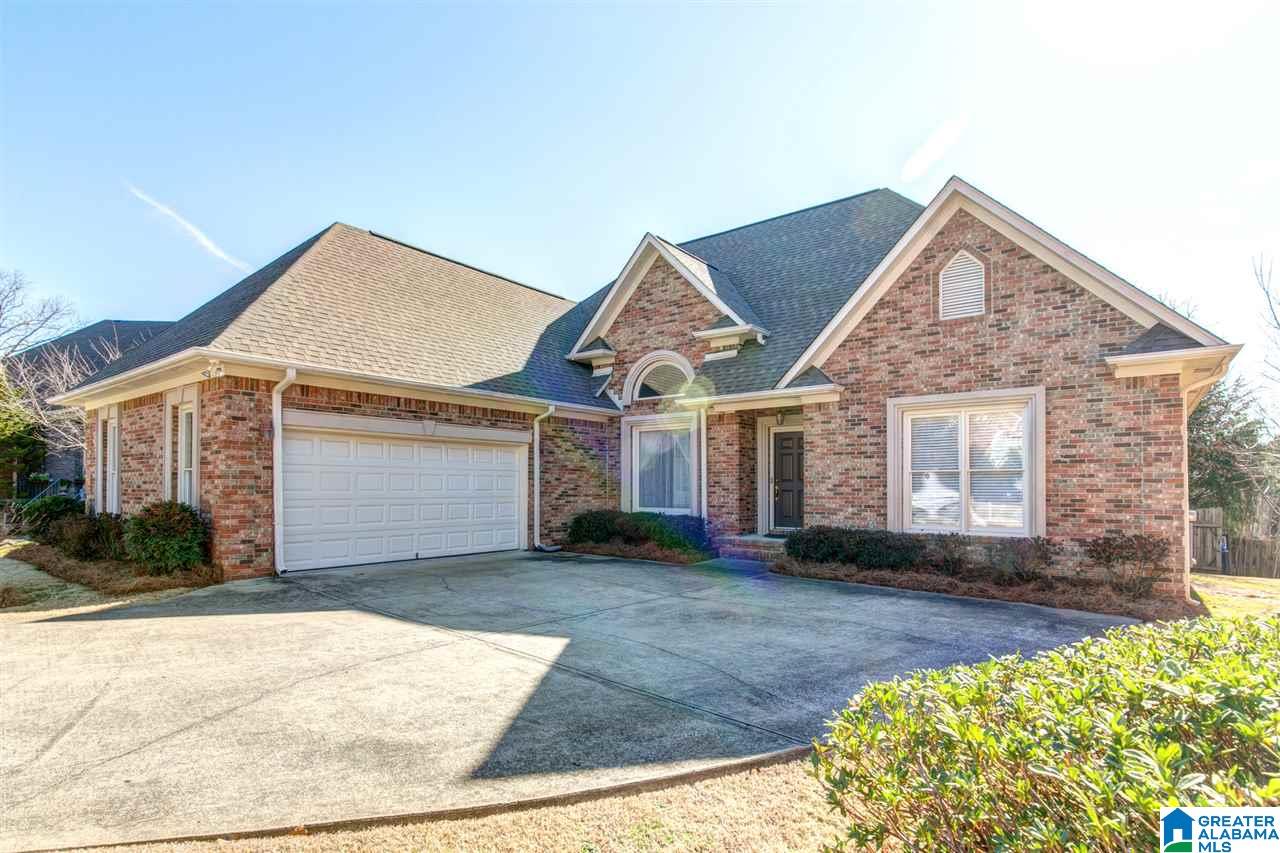 858 Meadow Ridge Lane Birmingham, AL 35242 - Photo 2 of 23
