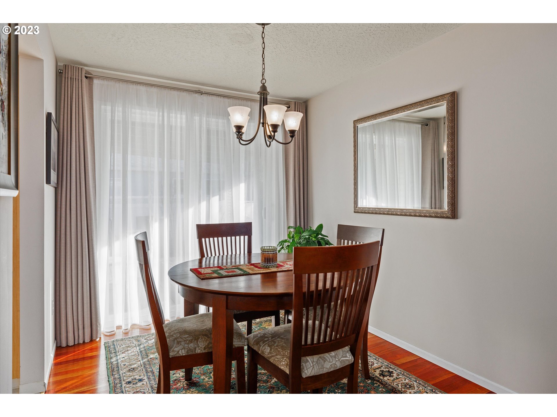 2020 Umpqua Road Woodburn, OR 97071 - Photo 8 of 28 Gallery Image 8