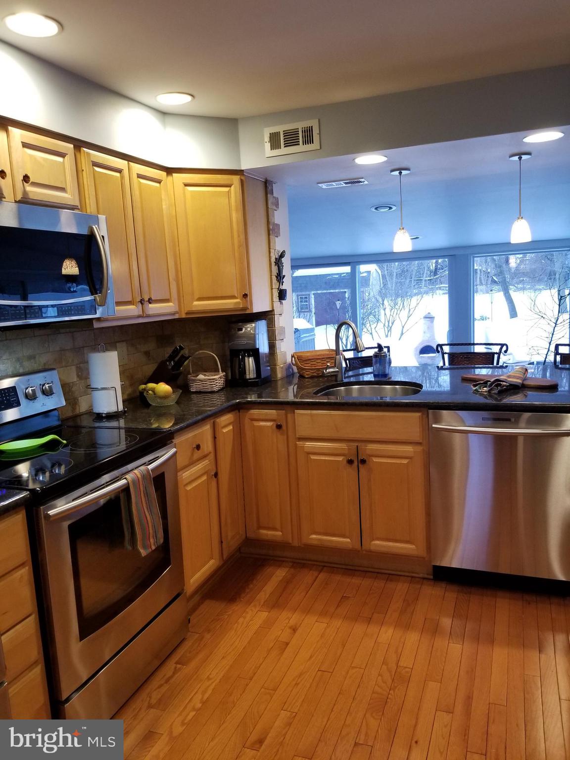 34 Mallard Road Southampton, PA 18966 - Photo 3 of 27 Kitchen
