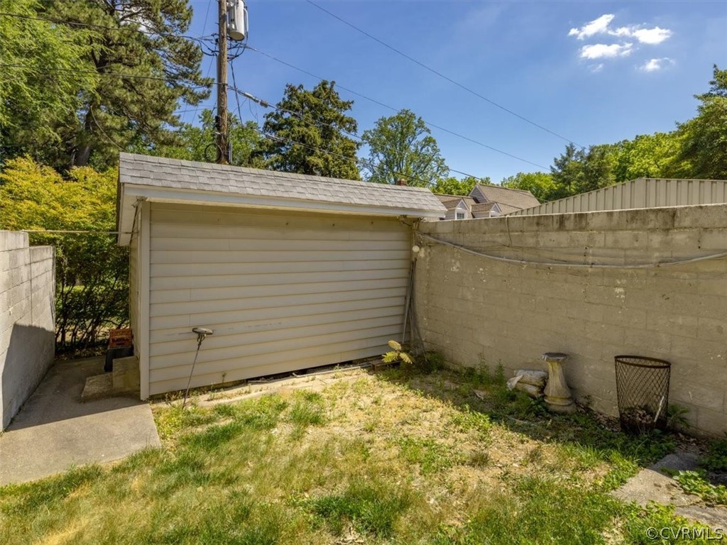 4610 Butte Road Richmond, VA 23235 - Photo 46 of 48 a view of a backyard