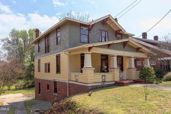 $795,000 | 811 Vickers Avenue, Durham, NC 27701