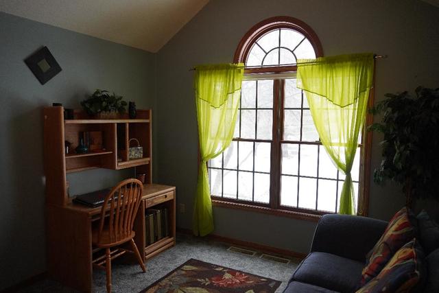 265 Grandin Road Morris, IL 60450 - Photo 15 of 29 a living room with furniture and a window