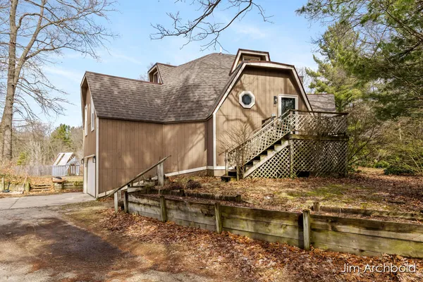 $389,900 | 2447 North Roberts Road, Muskegon, MI 49445