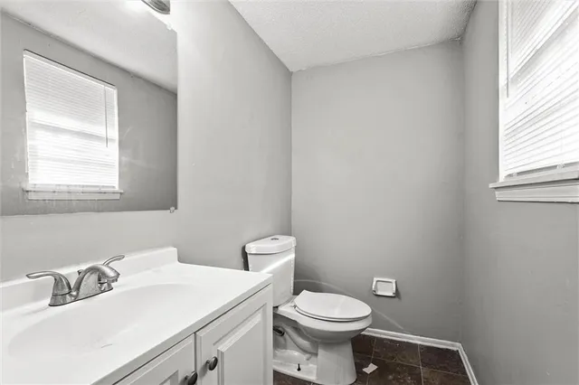 $205,000 | 3801 Northeast Antioch Road, Kansas City, MO 64117