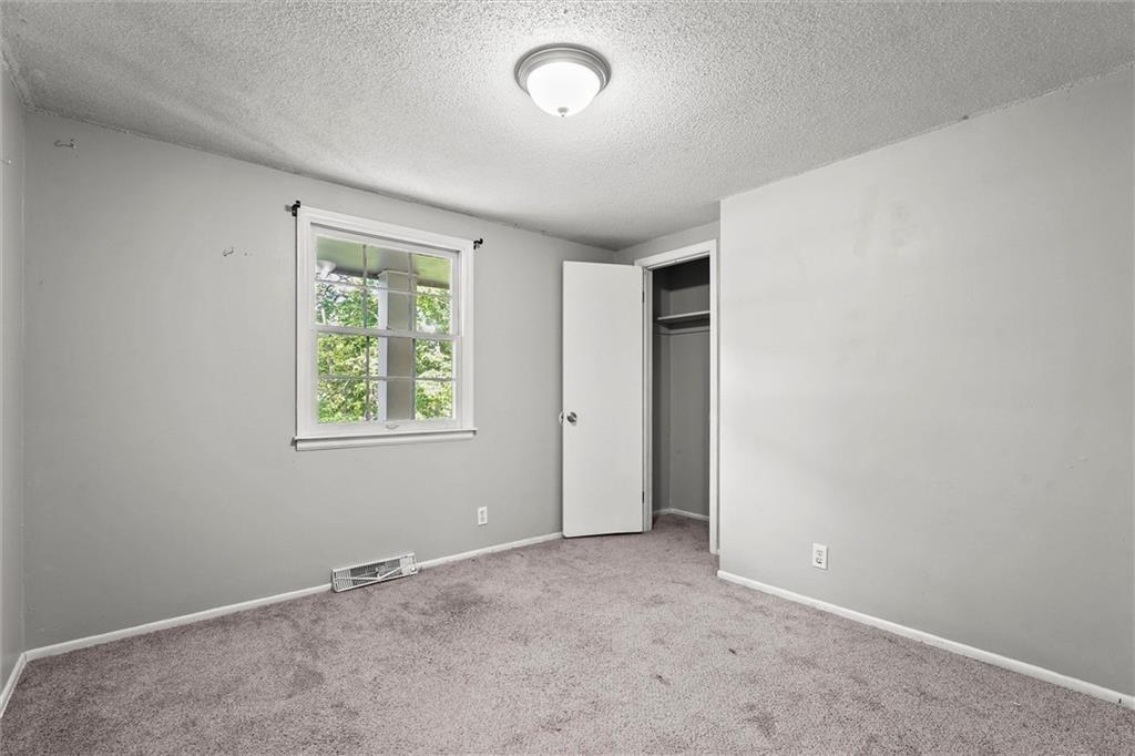 3801 Northeast Antioch Road Kansas City, MO 64117 - Photo 17 of 28