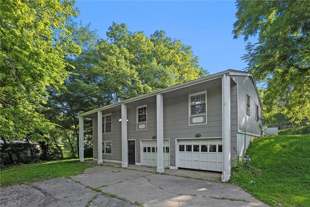 3801 Northeast Antioch Road Kansas City, MO 64117 - Photo 2 of 28