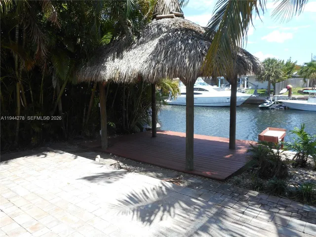 a view of a lake with houses