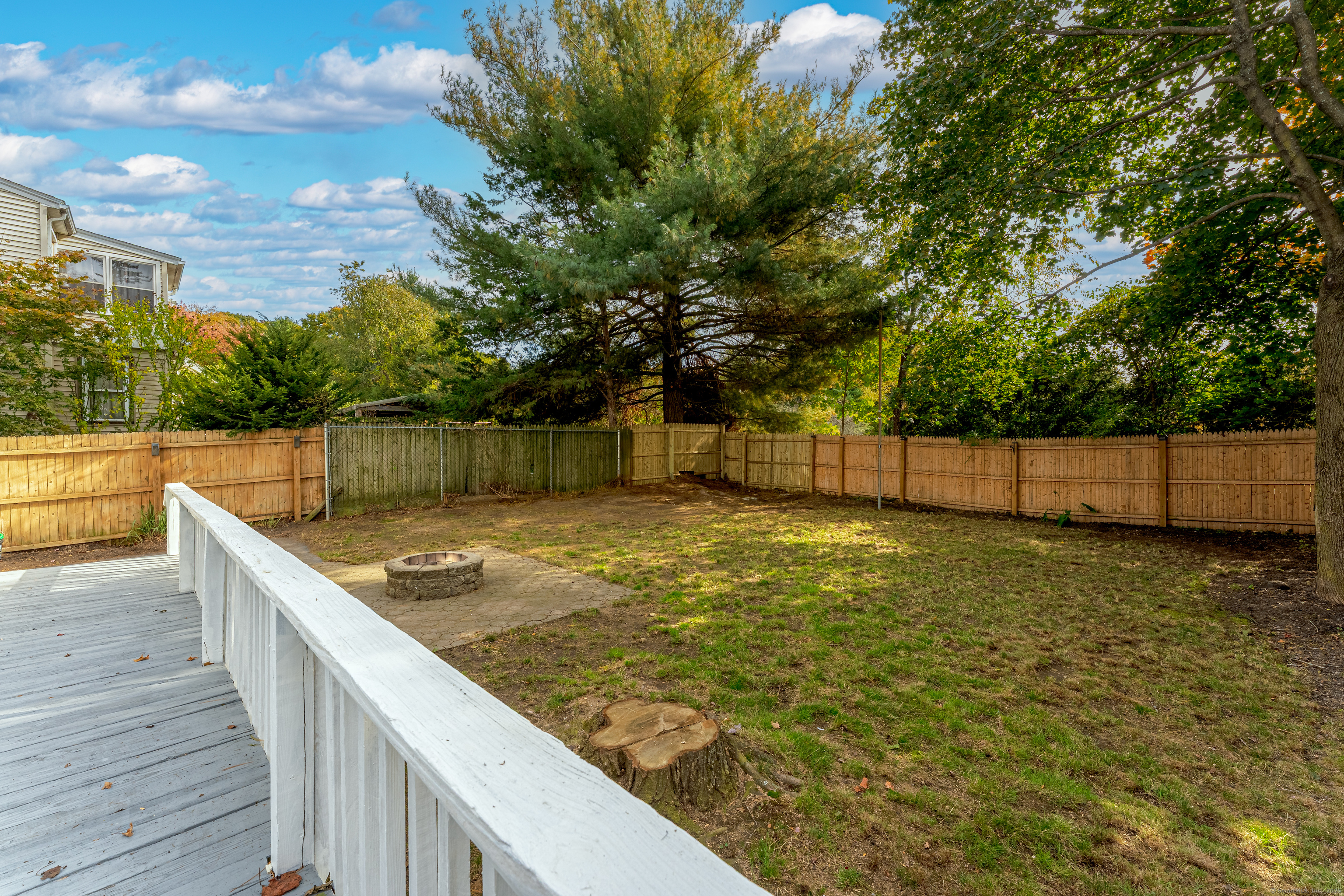 100 Ridgefield Avenue Waterbury, CT 06705 - Photo 32 of 35 a view of a backyard