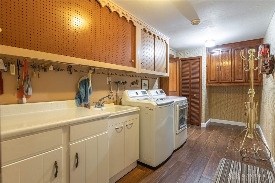 1710 Ambridge Road Dayton, OH 45459 - Photo 29 of 39 Gallery Image 29