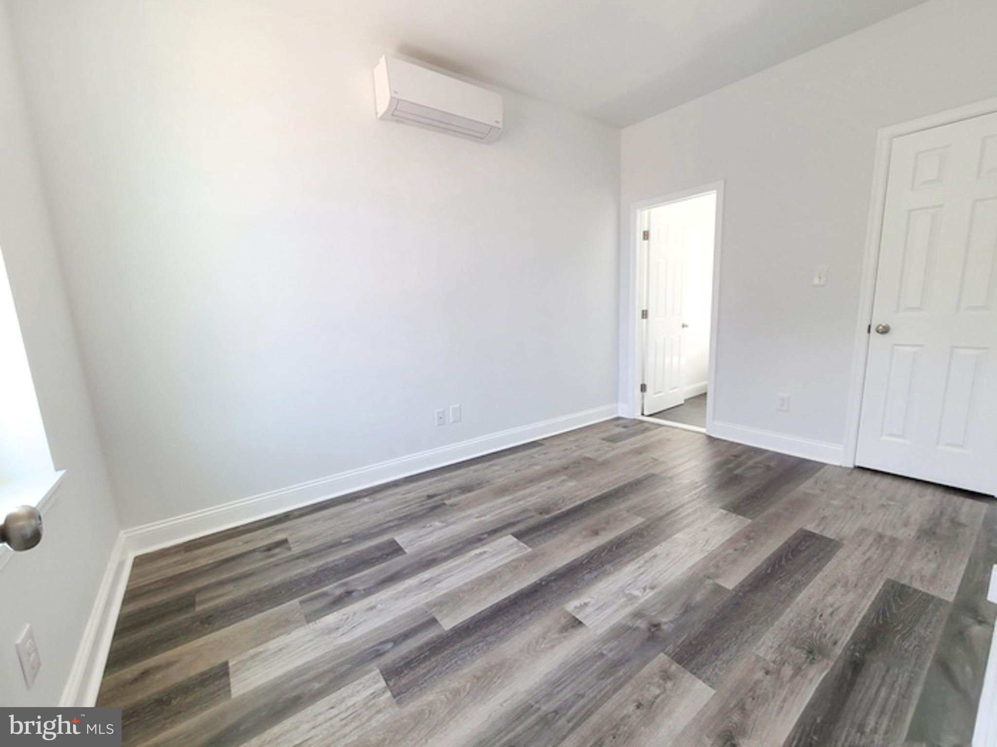 4732 Longshore Avenue, Unit 4 Philadelphia, PA 19135 - Photo 3 of 7