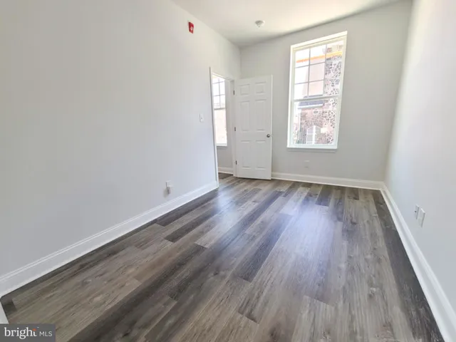 $1,050 | 4732 Longshore Avenue, Unit 4, Philadelphia, PA 19135