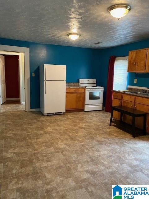 912 8th Street North Clanton, AL 35045 - Photo 2 of 7