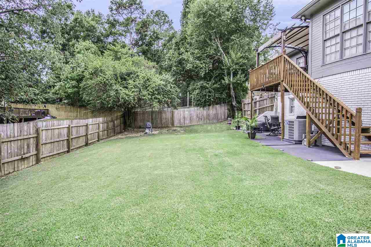 105 Kentwood Way Alabaster, AL 35007 - Photo 4 of 33
