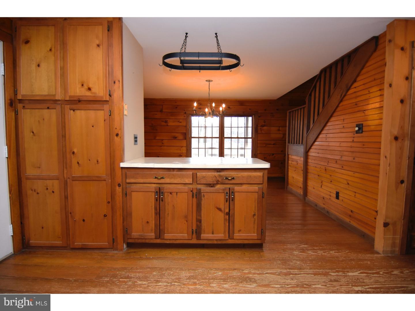 81 Overlook Road Morgantown, PA 19543 - Photo 11 of 25 Kitchen