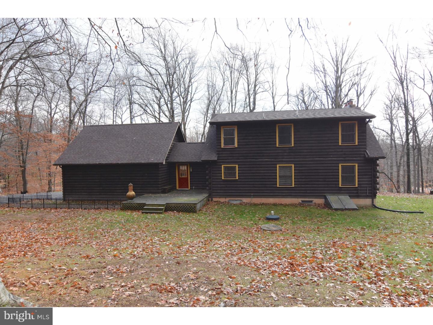 81 Overlook Road Morgantown, PA 19543 - Photo 23 of 25 Exterior Back