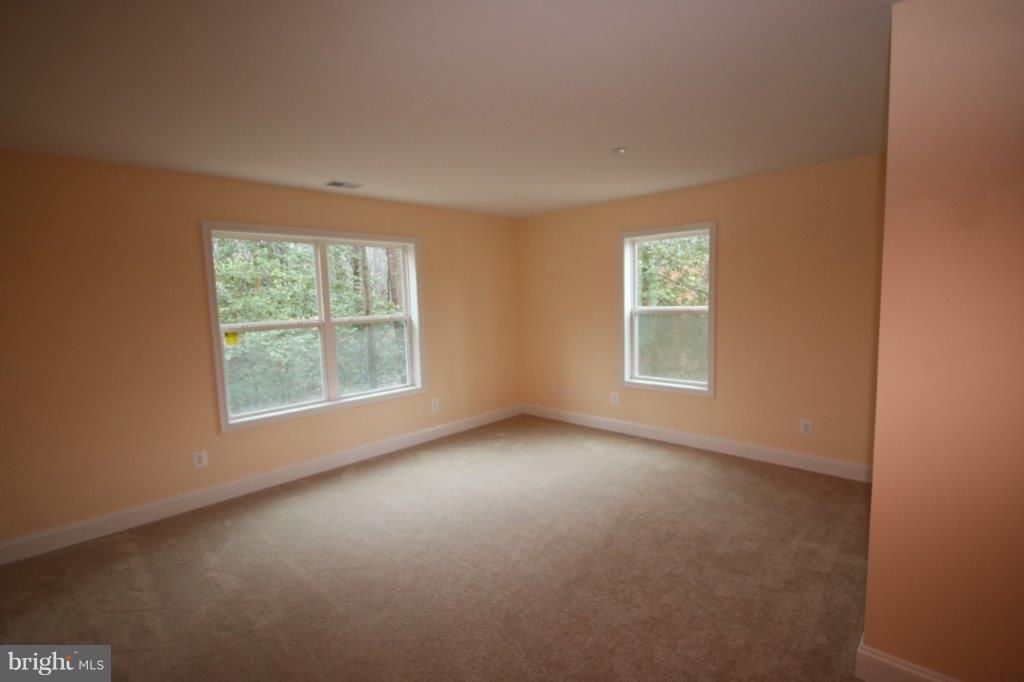 11331 River Road Ridgely, MD 21660 - Photo 3 of 9 Gallery Image 3