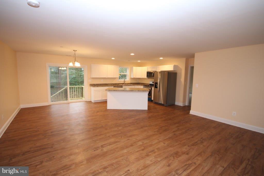 11331 River Road Ridgely, MD 21660 - Photo 4 of 9 Gallery Image 4