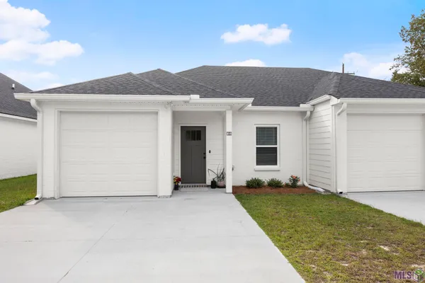 $184,900 | 10766 Tucker Lane, Unit 1B, Walker, LA 70785