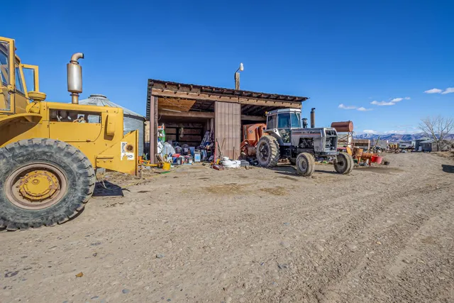 $760,000 | 1500 O Road, Loma, CO 81524