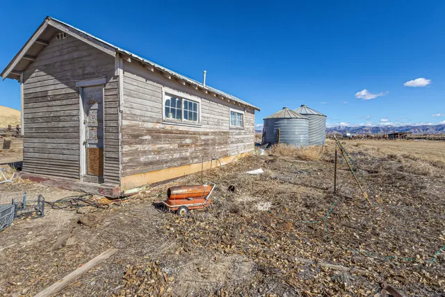 $760,000 | 1500 O Road, Loma, CO 81524