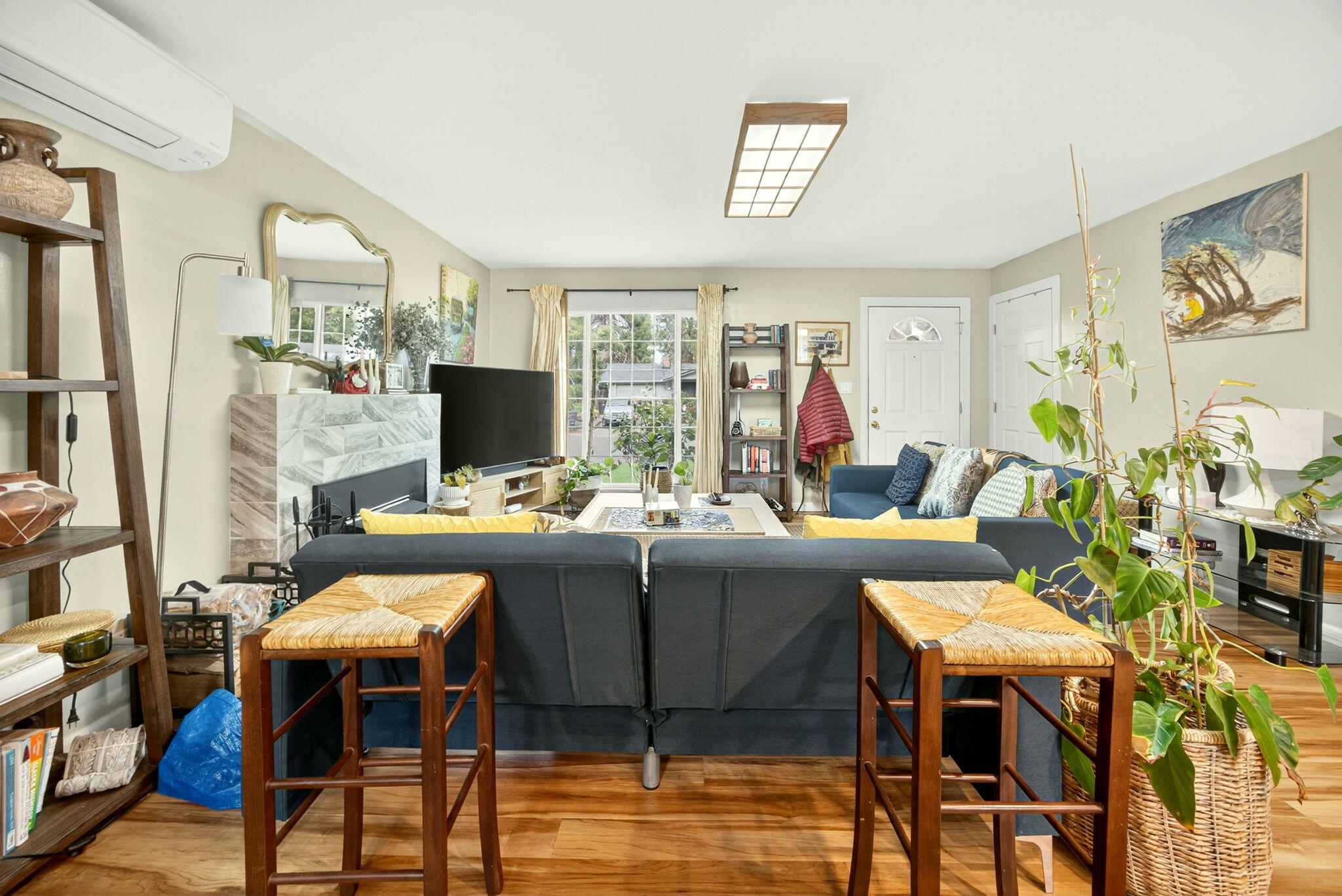 659 Herman Avenue Medford, OR 97501 - Photo 18 of 42 a view of a dining room with furniture window and outside view