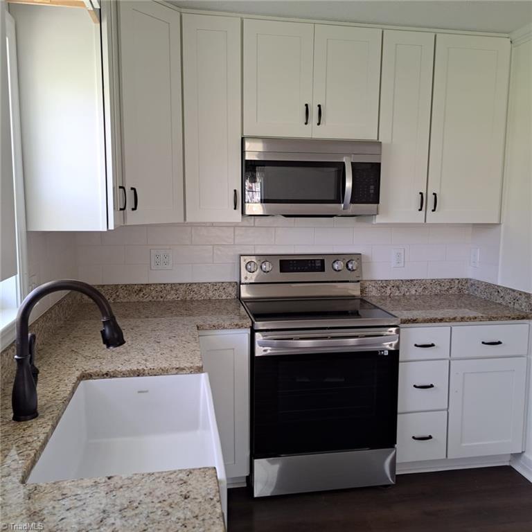 998 Nottingham Road High Point, NC 27262 - Photo 10 of 37 Gallery Image 10