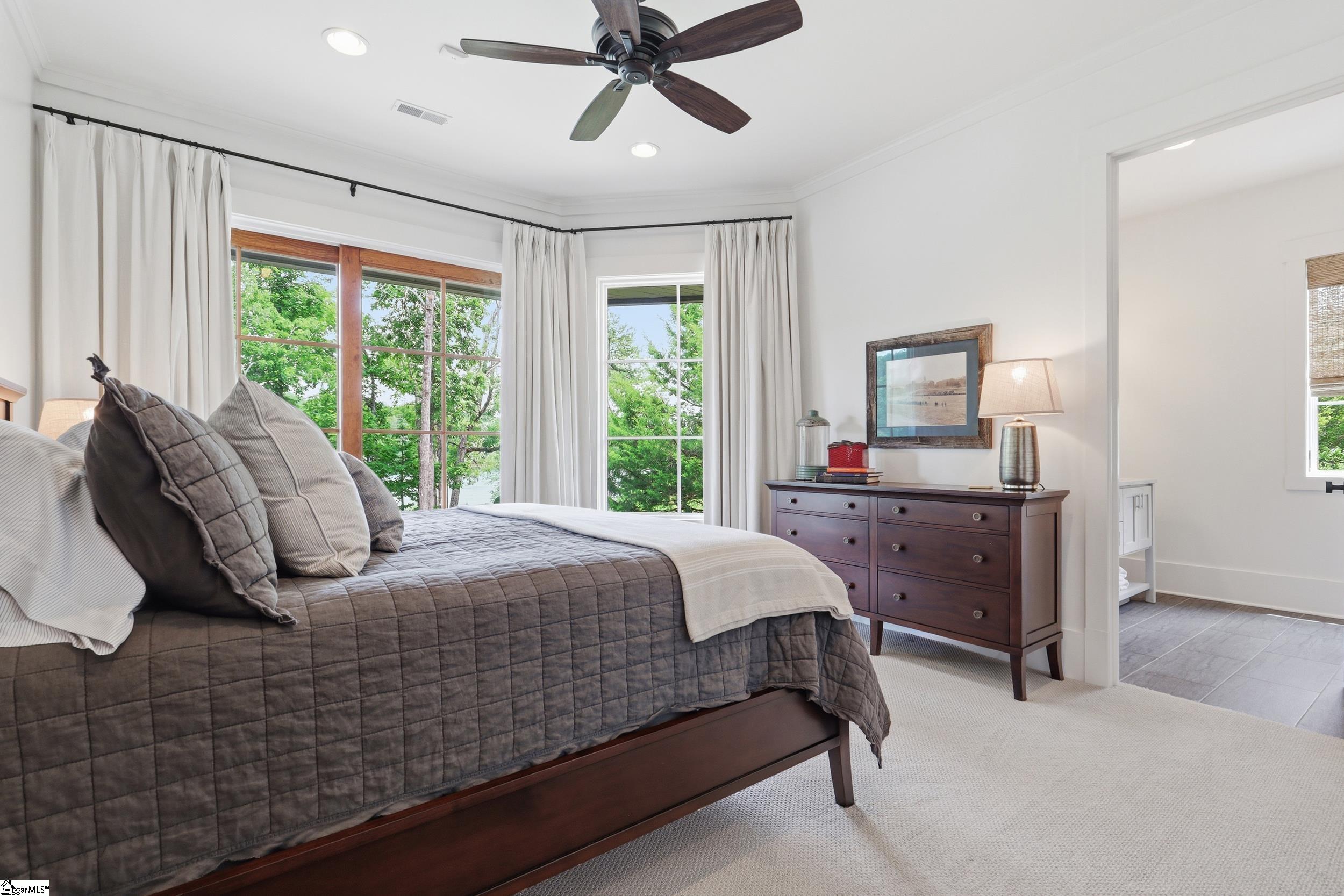 147 South Edgewater Drive Sunset, SC 29685 - Photo 19 of 50