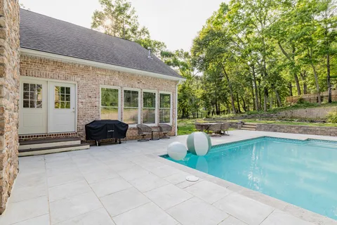 $1,850,000 | 1000 Norfleet Drive, Nashville, TN 37220