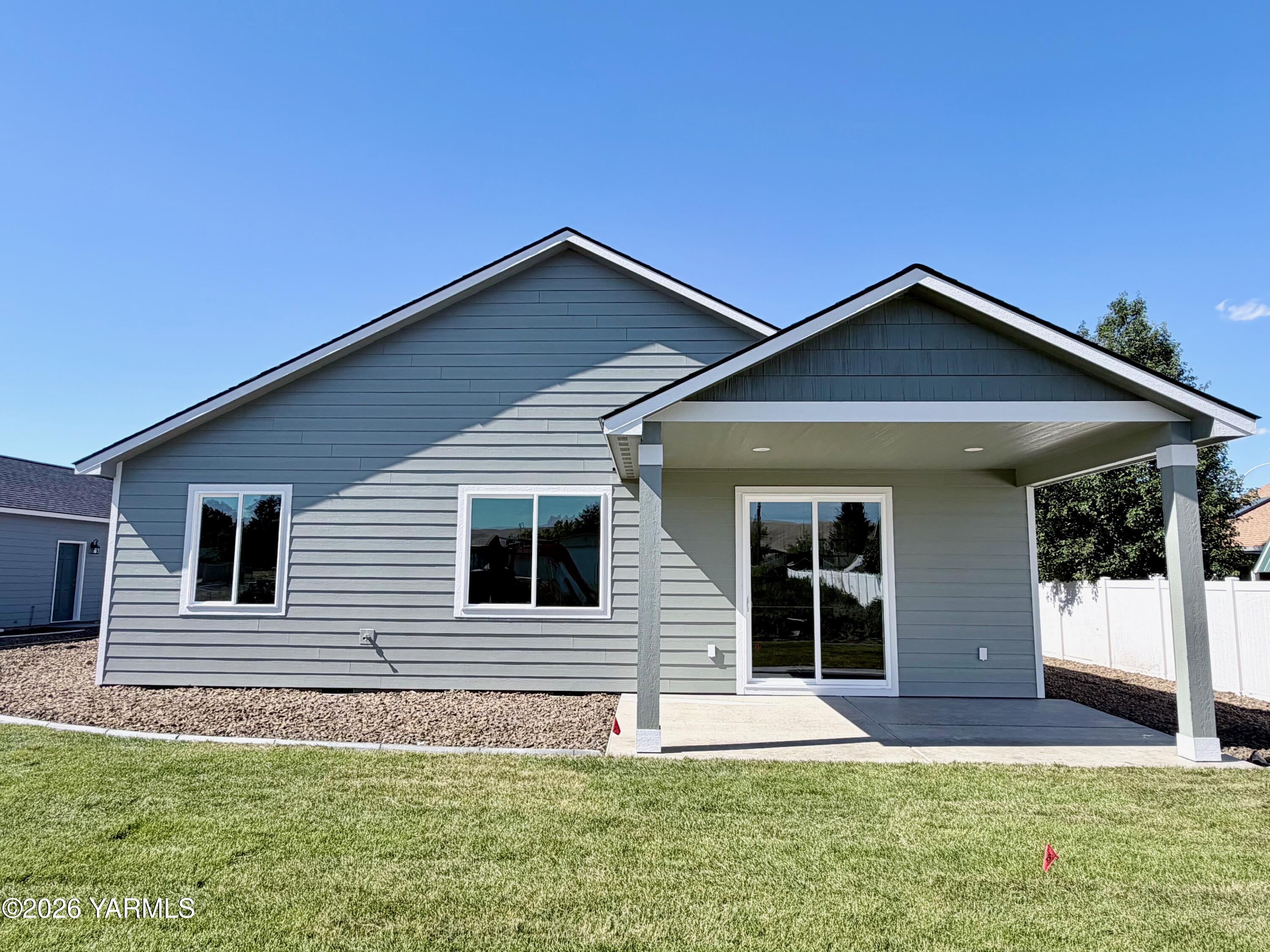 5912 Crestfields Road Yakima, WA 98903 - Photo 26 of 29 back
