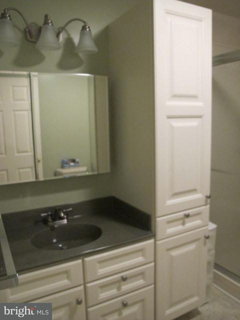 14 Amberly Way Lititz, PA 17543 - Photo 11 of 18 Gallery Image 11