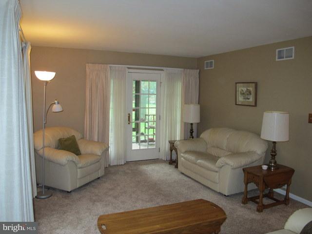 14 Amberly Way Lititz, PA 17543 - Photo 7 of 18 Gallery Image 7