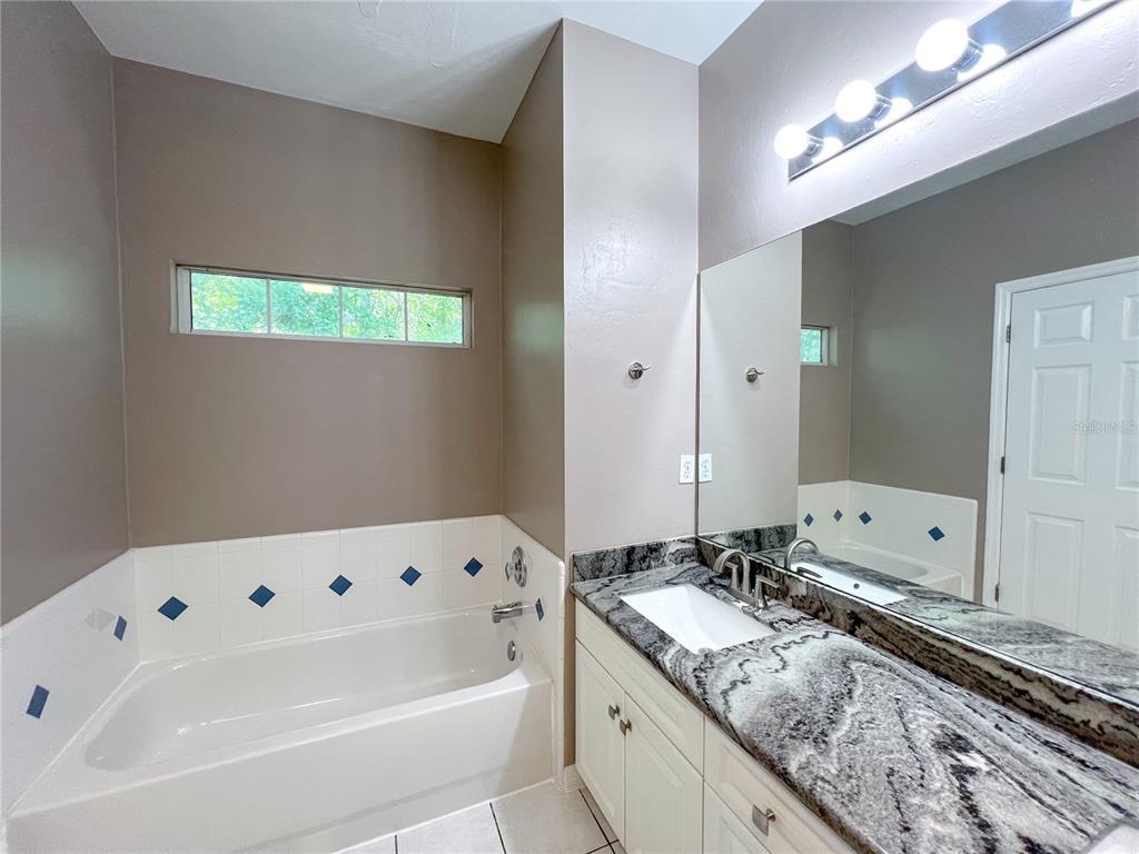 4933 Northwest 1st Place, Unit 110 Gainesville, FL 32607 - Photo 10 of 19