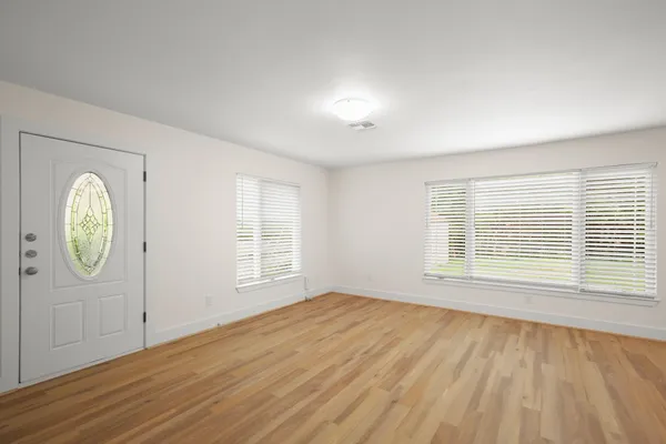 $4,695 | 3808 Tonkawa Trail, Austin, TX 78756