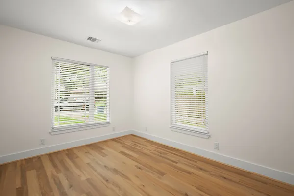 $4,695 | 3808 Tonkawa Trail, Austin, TX 78756