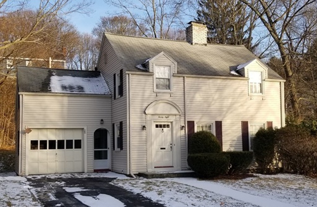 28 Chippewa Road Worcester, MA 01602 - Photo 1 of 23 Gallery Image 1
