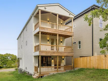 $814,800 | 917 A 33rd Avenue North, Nashville, TN 37209