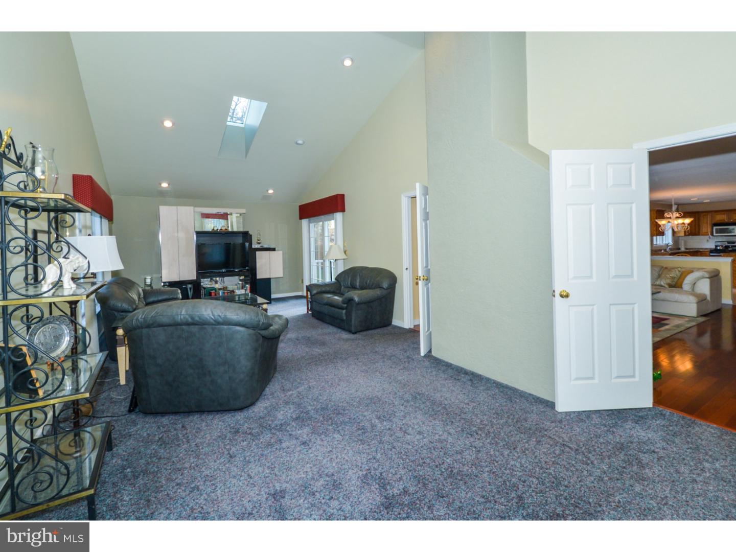 1652 Fairfield Road Yardley, PA 19067 - Photo 10 of 25 Family Room