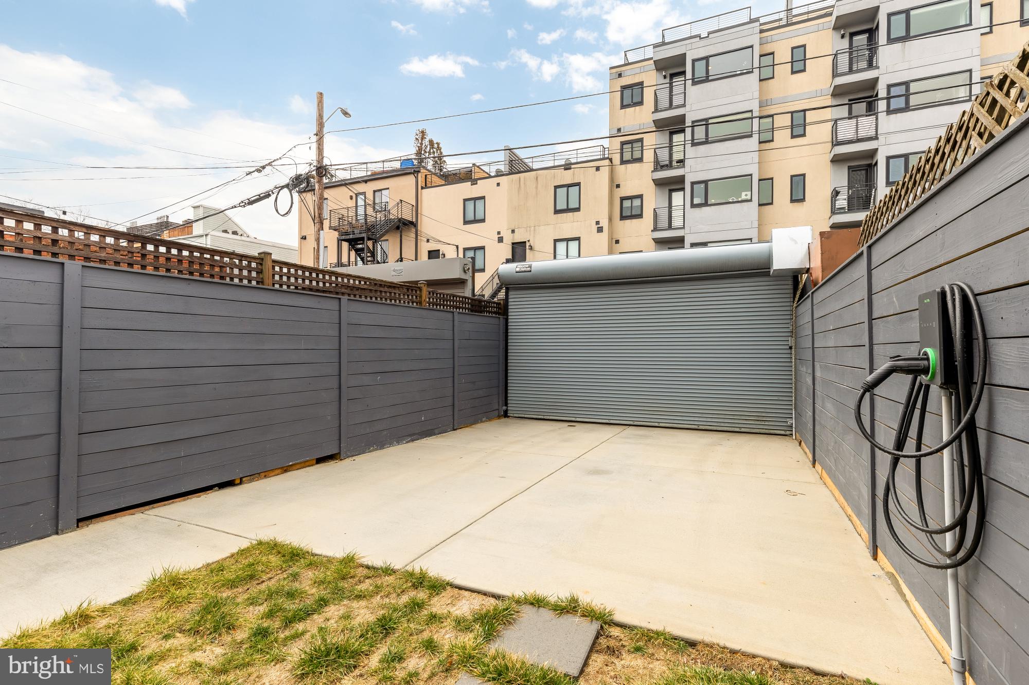 1932 11th Street Northwest Washington, DC 20001 - Photo 49 of 53 a view of a balcony