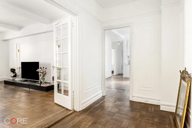 a picture of a book and a bench